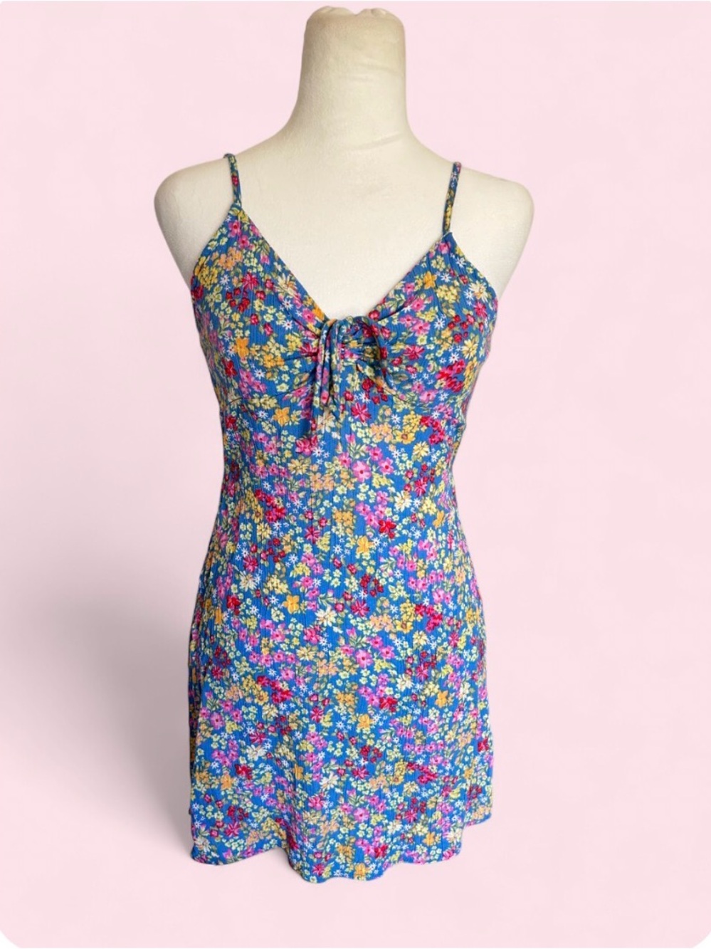 Billabong Blue Floral Tie-Front Mini  Dress with adjustable straps - XS